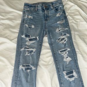 RIPPED AE JEANS